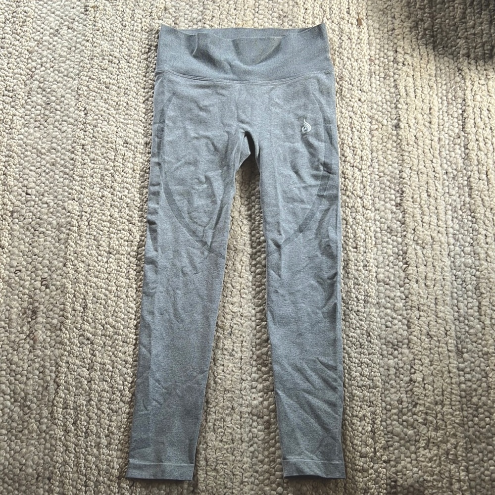 RYDERWEAR contour leggings